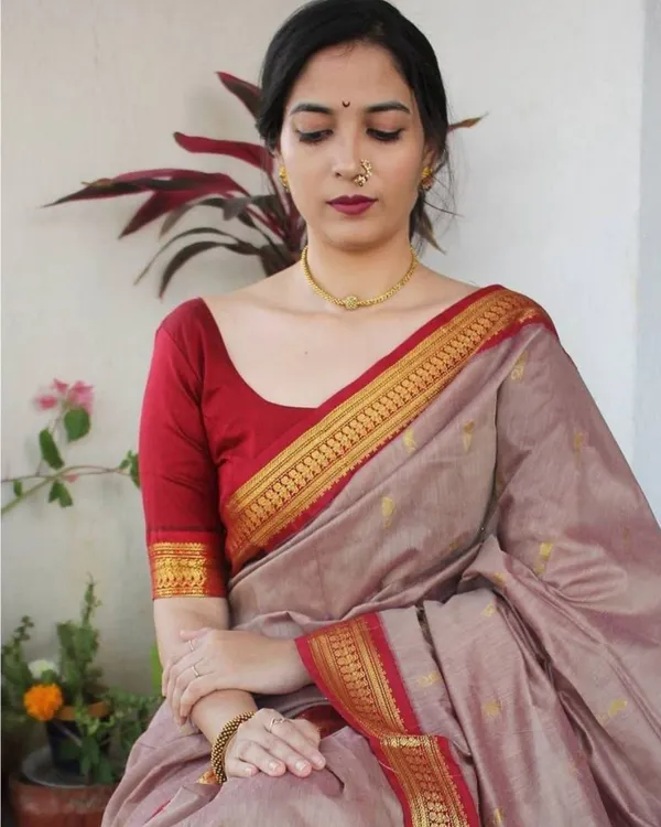 Beige_Color_Top_Tier_Soft_Banarasi_Silk_Saree_with_Classy_Bloue_Piece