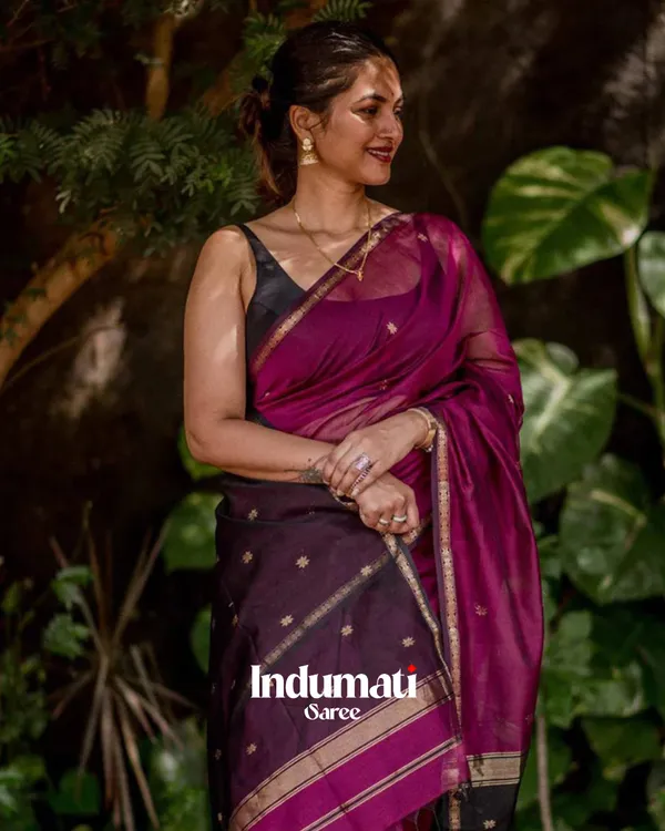 Wine_Premium_Cotton_Silk_Saree_With_Classy_Blouse_and_tassels