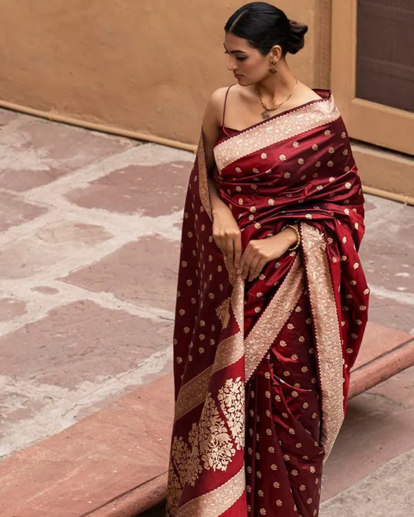 Maroon_Color_Latest_Arrival_Soft_Banarasi_Silk_Saree_with_Classy_Bloue_Piece
