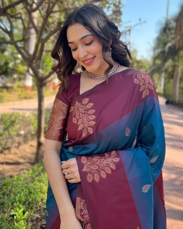 Navy_Blue_And_Purple_Color_Now_Available_Soft_Banarasi_Silk_Saree_with_Classy_Bloue_Piece
