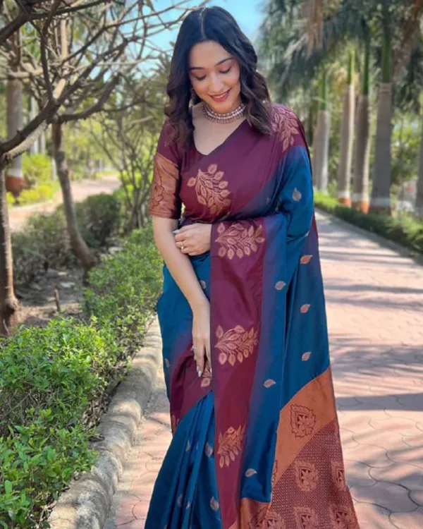 Navy_Blue_And_Purple_Color_Now_Available_Soft_Banarasi_Silk_Saree_with_Classy_Bloue_Piece
