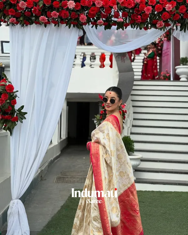 Cream_Color_Now_Available_Soft_Banarasi_Silk_Saree_with_Classy_Blouse_Piece