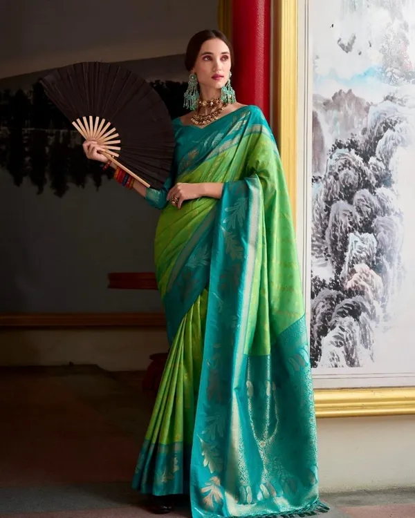 Bottle_Blue_And_Green_Color_Signature_Line_Soft_Banarasi_Silk_Saree_with_Classy_Bloue_Piece