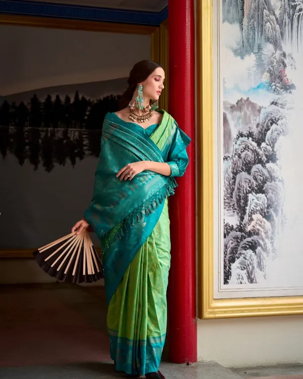 Bottle_Blue_And_Green_Color_Signature_Line_Soft_Banarasi_Silk_Saree_with_Classy_Bloue_Piece