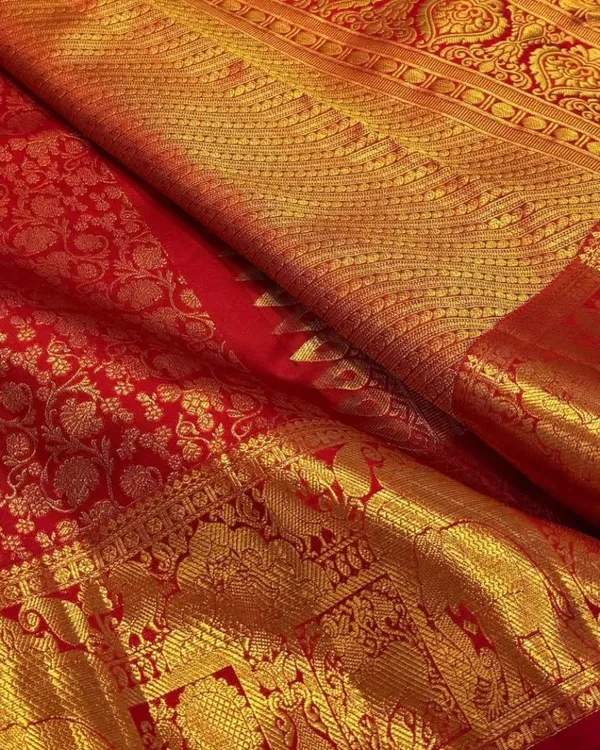 Red_Color_Latest_Arrival_Soft_Banarasi_Silk_Saree_with_Pure_Golden_Zari_Work_&_Classy_Bloue_Piece