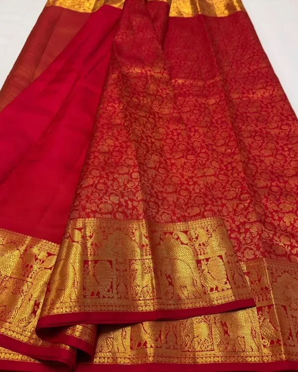 Red_Color_Latest_Arrival_Soft_Banarasi_Silk_Saree_with_Pure_Golden_Zari_Work_&_Classy_Bloue_Piece