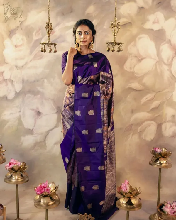 Purple_Color_Latest_Arrival_Soft_Banarasi_Silk_Saree_with_Classy_Bloue_Piece