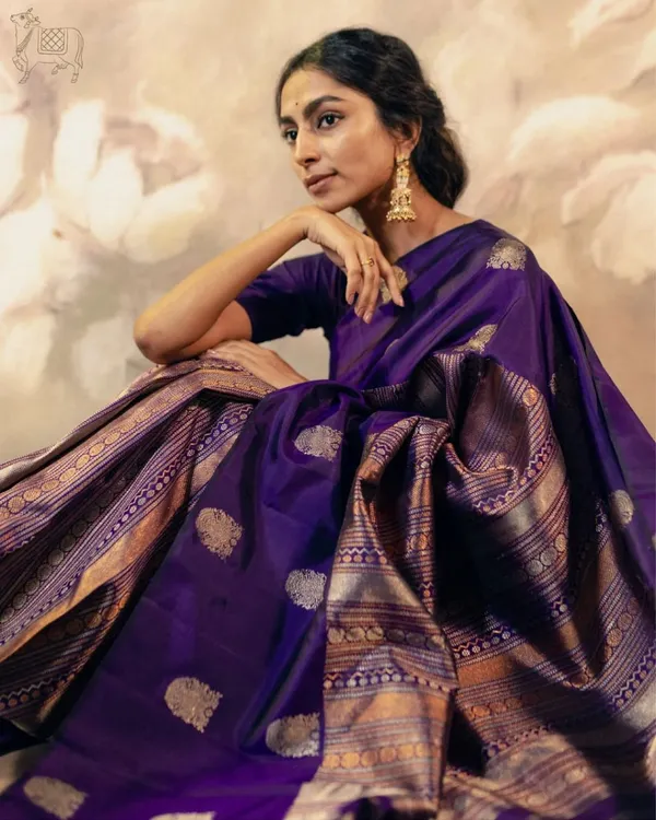 Purple_Color_Latest_Arrival_Soft_Banarasi_Silk_Saree_with_Classy_Bloue_Piece