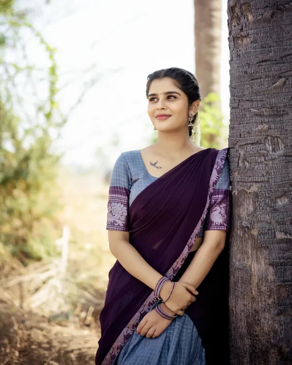 Purple_And_Grey__Color_Kanchipuram_Zari_Weaving_Half_Saree_With_Blouse__Silk_Dupatta