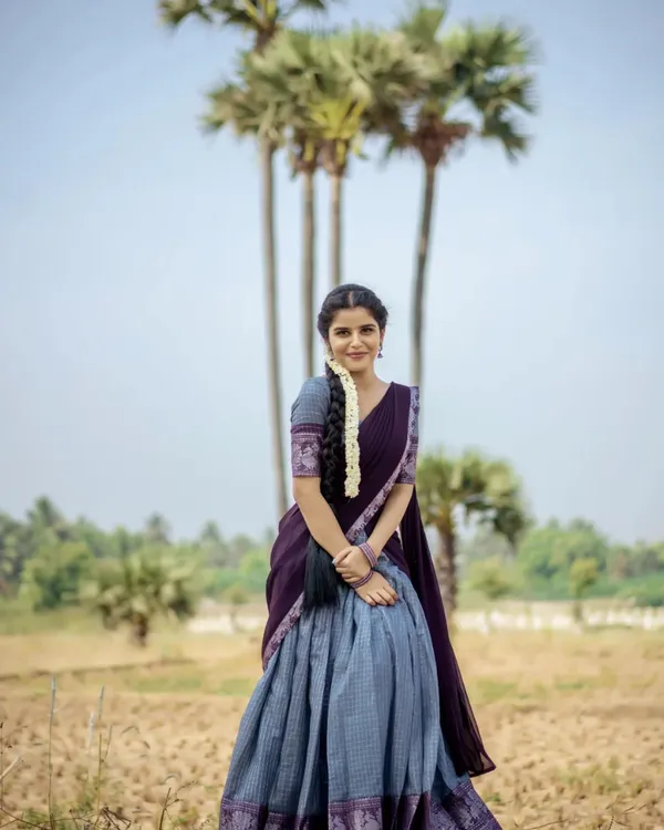 Purple_And_Grey__Color_Kanchipuram_Zari_Weaving_Half_Saree_With_Blouse__Silk_Dupatta