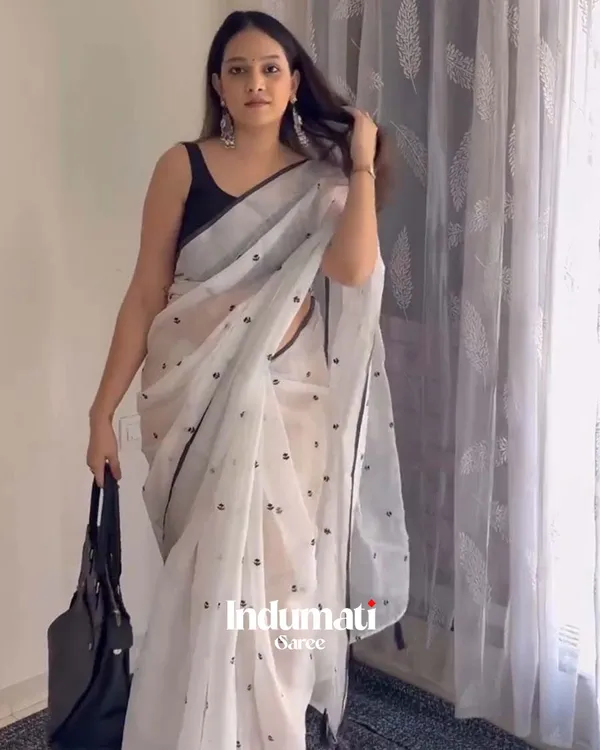 Ivory_Noir_-_White_Linen_Saree_with_Black_Border_&_Blouse