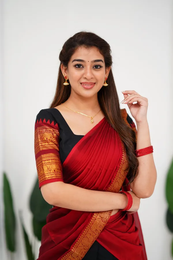 Red_And_Black_Color_Color_Kanchipuram_Zari_Weaving_Half_Saree_With_Blouse__Silk_Dupatta