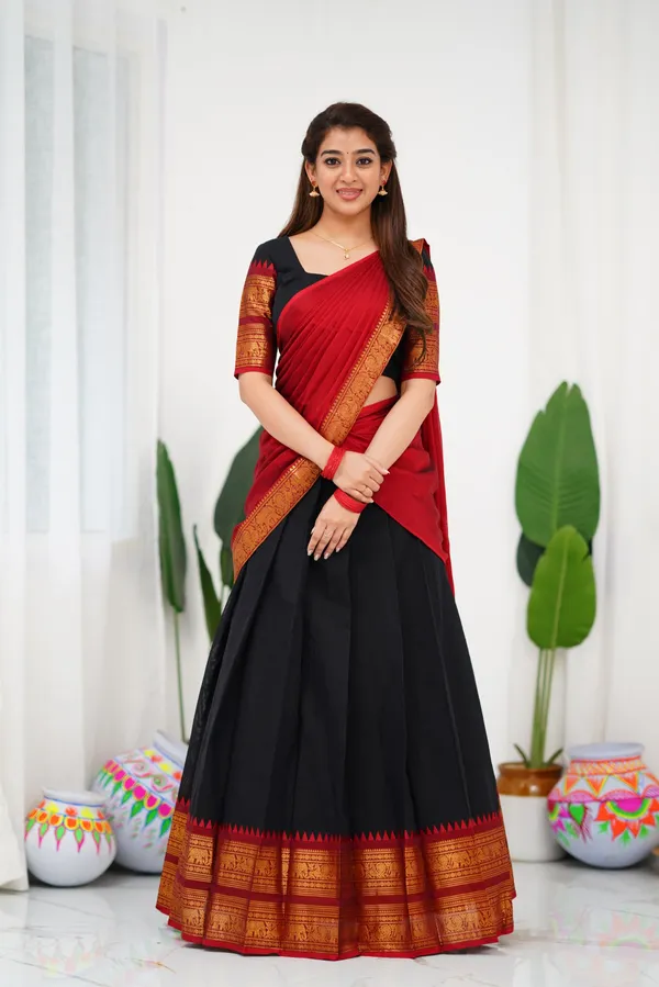 Red_And_Black_Color_Color_Kanchipuram_Zari_Weaving_Half_Saree_With_Blouse__Silk_Dupatta