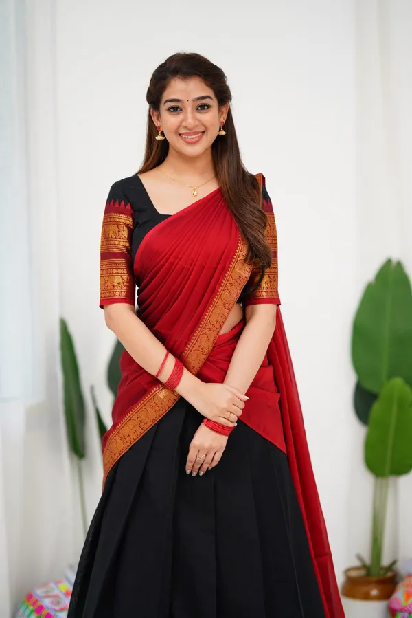 Red_And_Black_Color_Color_Kanchipuram_Zari_Weaving_Half_Saree_With_Blouse__Silk_Dupatta