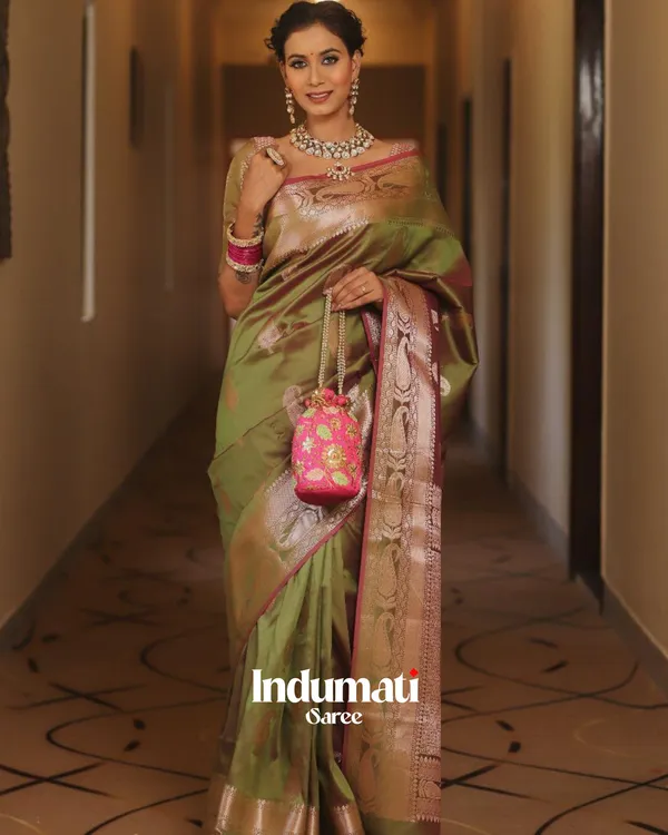 Green__Color_Recently_Added_Soft_Banarasi_Silk_Saree_with_Classy_Blouse_Piece