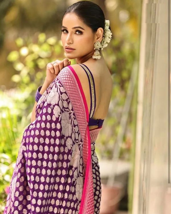Purple_Color_New_Drop_Soft_Banarasi_Silk_Saree_with_Classy_Bloue_Piece