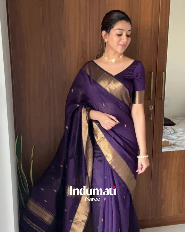 Purple_Color_Premium_Cotton_Silk_Saree_With_Classy_Blouse