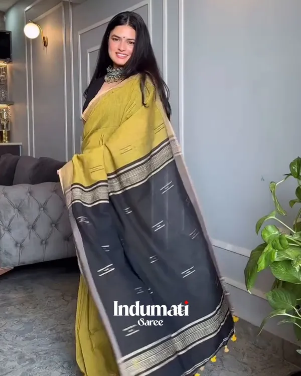 Sunehri_-_Lemon_Yellow_Linen_Saree_with_Contrast_Black_Blouse