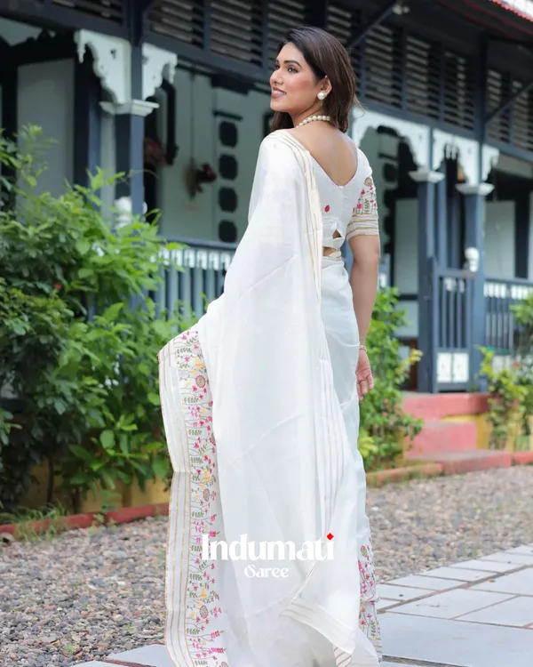 White_Soft_Mulmul_Cotton_Saree_with_Beautiful_Multicolor_Thread_Embroidery,_with_Blouse_Piece