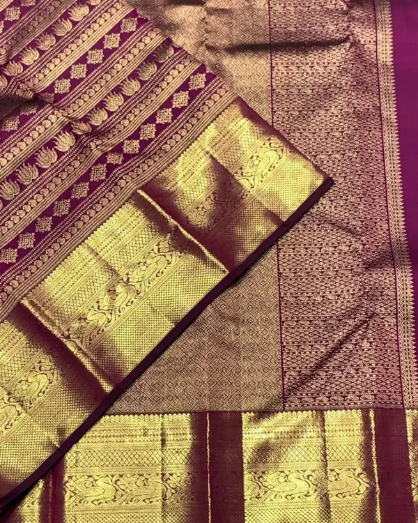 Purple_Color_Top_Tier_Soft_Banarasi_Silk_Saree_with__Pure_Golden_Zari_Work_&_Classy_Bloue_Piece