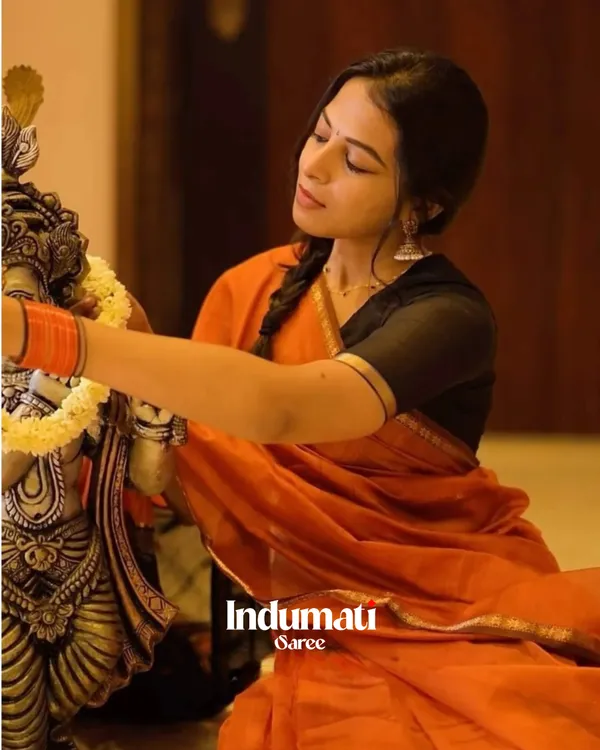 Orange_Premium_Cotton_Silk_Saree_With_Classy_Blouse_and_tassels