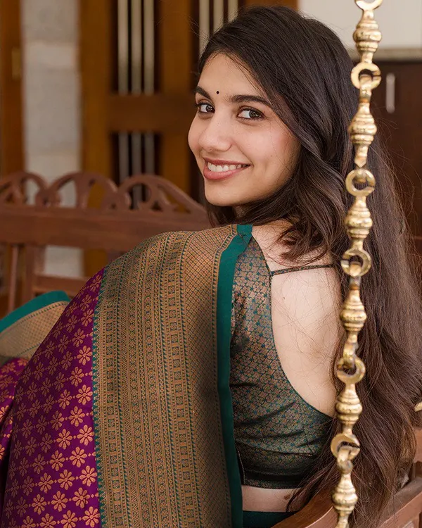 Purple_Color_Latest_Drop_Soft_Banarasi_Silk_Saree_with_Classy_Bloue_Piece