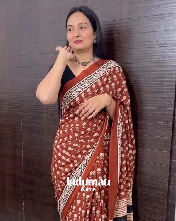 Dusky_Flame_-_Dark_Saffron_Saree_with_Black_Contrast_Blouse
