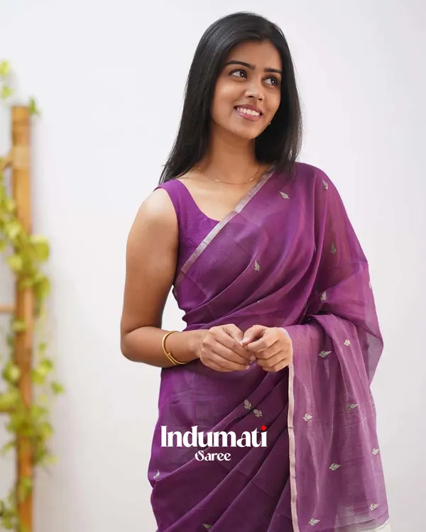 Purple_Color_Cotton_Silk_Saree_with_Calssy_Blouse_and_tassels