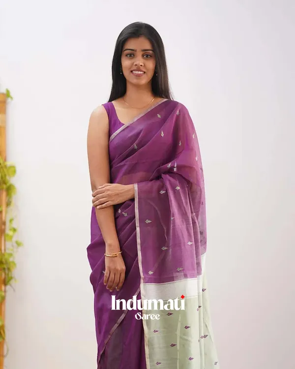 Purple_Color_Cotton_Silk_Saree_with_Calssy_Blouse_and_tassels