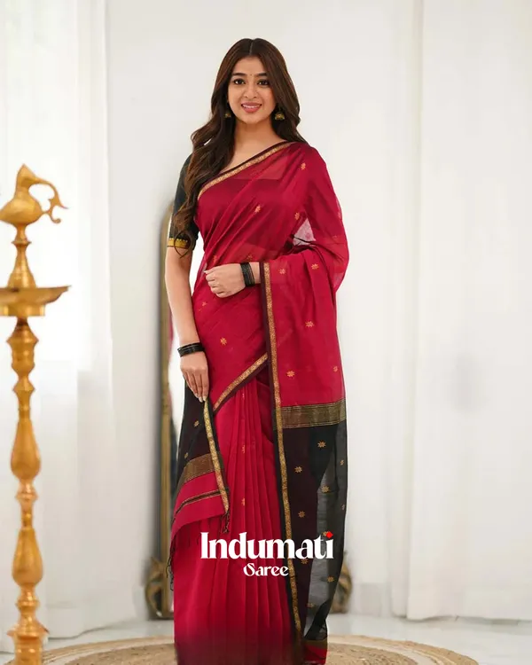 Red_Color_Premium_Cotton_Silk_Saree_With_Classy_Blouse_and_tassels