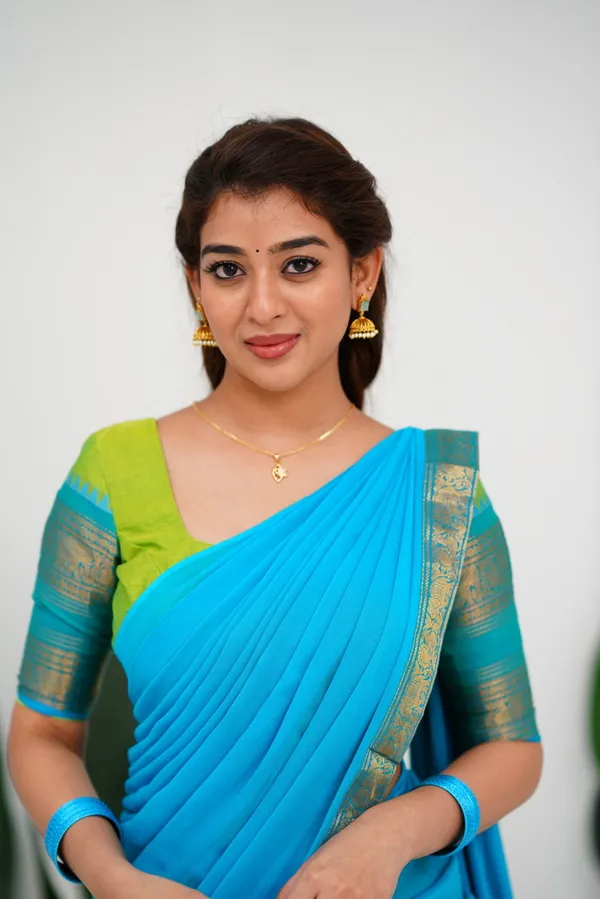 Light_Blue_And_Parrot_Green_Color_Kanchipuram_Zari_Weaving_Half_Saree_With_Blouse__Silk_Dupatta