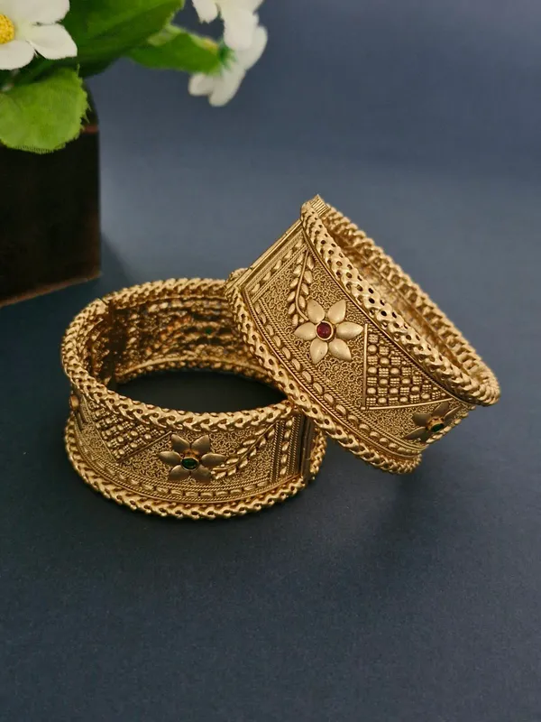 18K_Gold_Plated_Antique_Floral_Vine_Broad_Openable_Kada_-_1_Pair_(Set_of_2_for_Both_Hands)