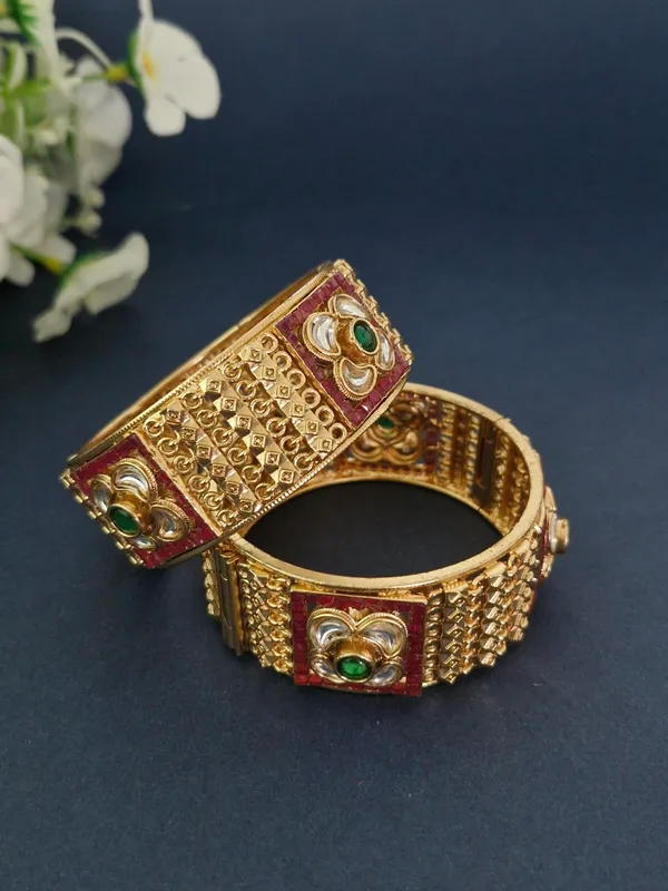 18K_Gold_Plated_Antique_Kundan_Floral_Square_Plaque_Openable_Kada_-_1_Pair_(Set_of_2_for_Both_Hands)