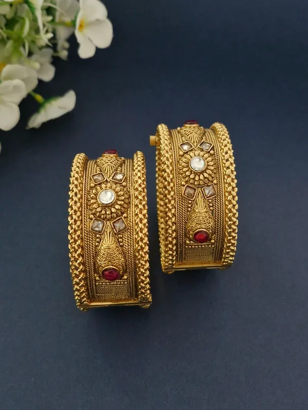 18K_Gold_Plated_Antique_Sunburst_Medallion_&_Polki_Openable_Kada_-_1_Pair_(Set_of_2_for_Both_Hands)