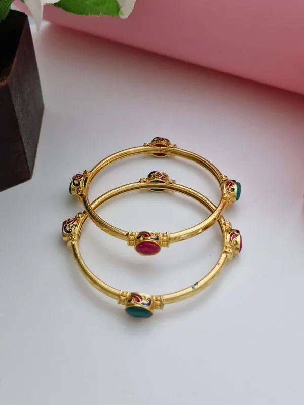 18K_Gold_Plated_Stone_Studded_Royal_Bangles_-_1_Pair_(Set_of_2_for_Both_Hands)
