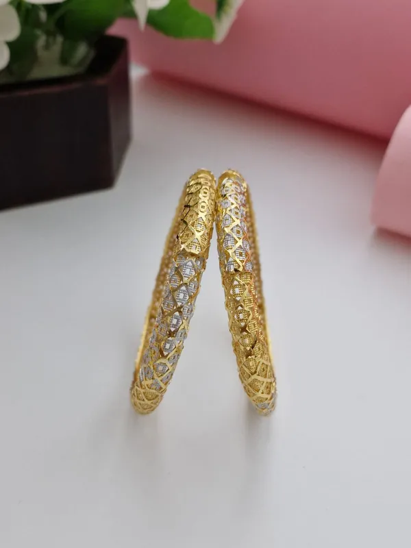 18K_Gold_Plated_Three-Tone_Geometric_Diamond_Lattice_Bangles_(1_Pair_-_Set_of_2_for_Both_Hands)_|_Tri-Color_Gold,_Silver_&_Rose_Gold_Polish_Cutwork_Bangles