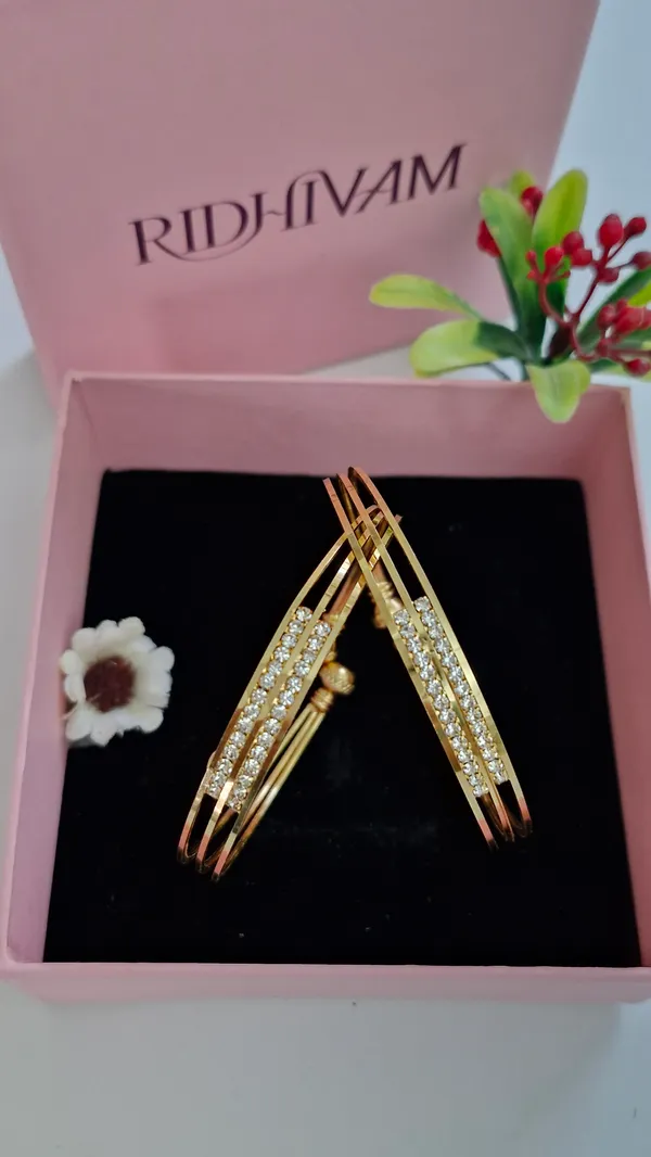 Diamond_Kadli_bangle