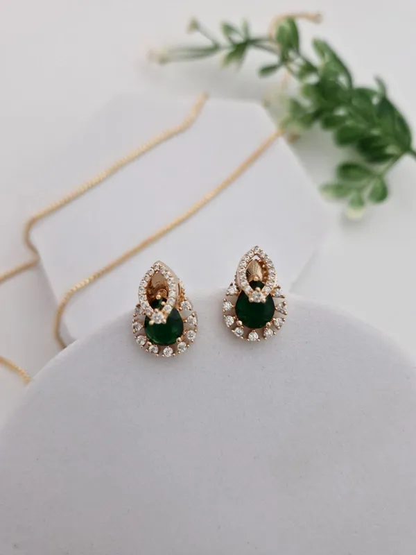 Emerald_Green_Teardrop_AD_Pendant_Set