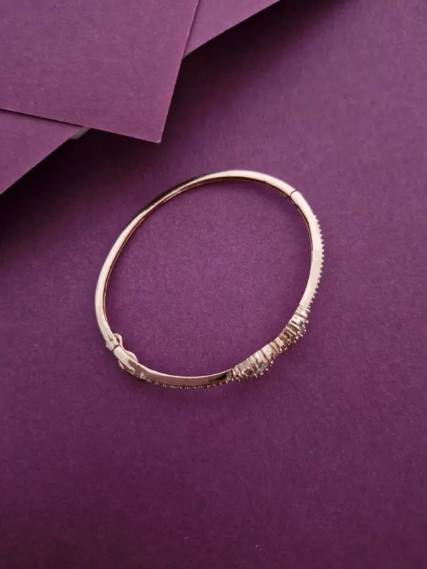 Ethereal_Dual-Floral_Rose_Gold_Plated_American_Diamond_Bangle