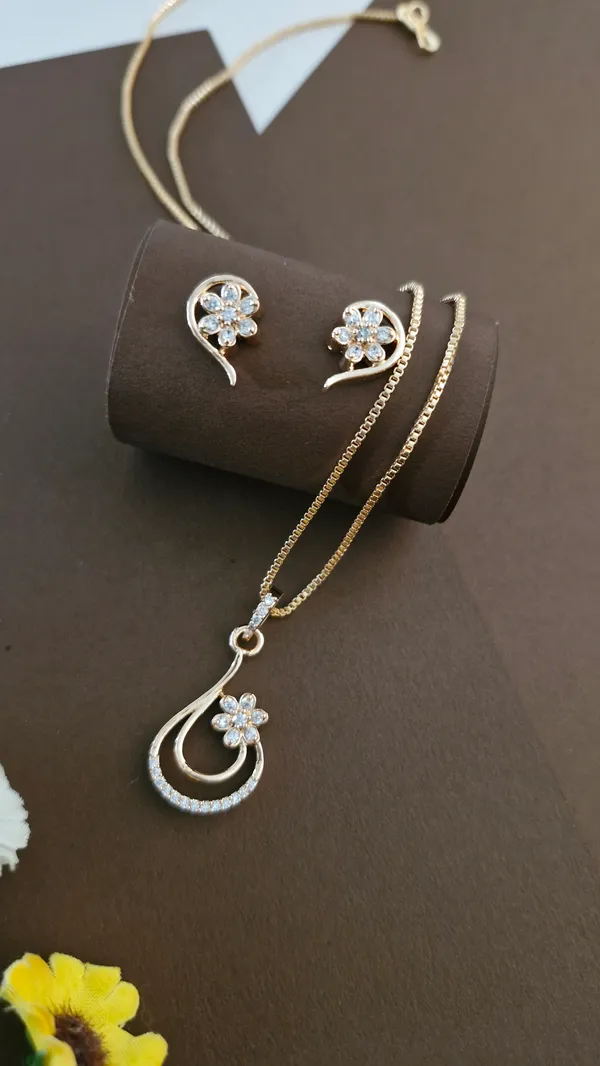 Flower_Drop_Design_Pendant_Set