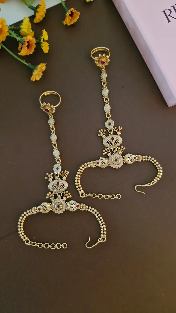 Gold_Antique_Haath_Phool