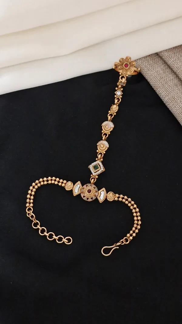 Gold_Antique_Haath_Phool/_Haath_Pocho_For_Women_(_PACK_OF_2_)_
