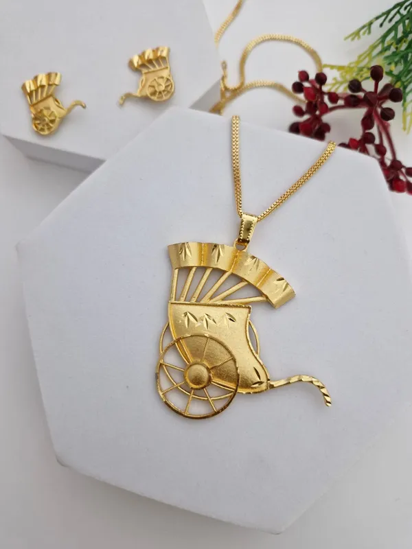 Gold-Tone_Vintage_Cart_Pendant_&_Earring_Set