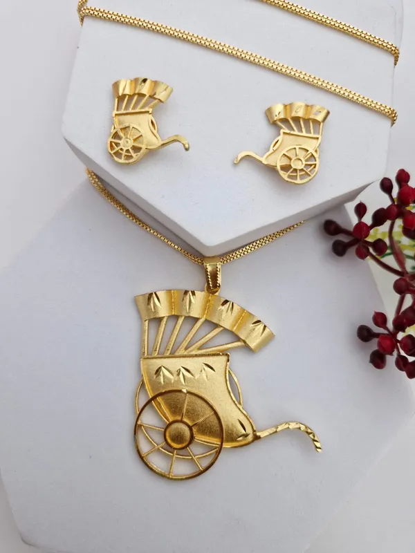 Gold-Tone_Vintage_Cart_Pendant_&_Earring_Set