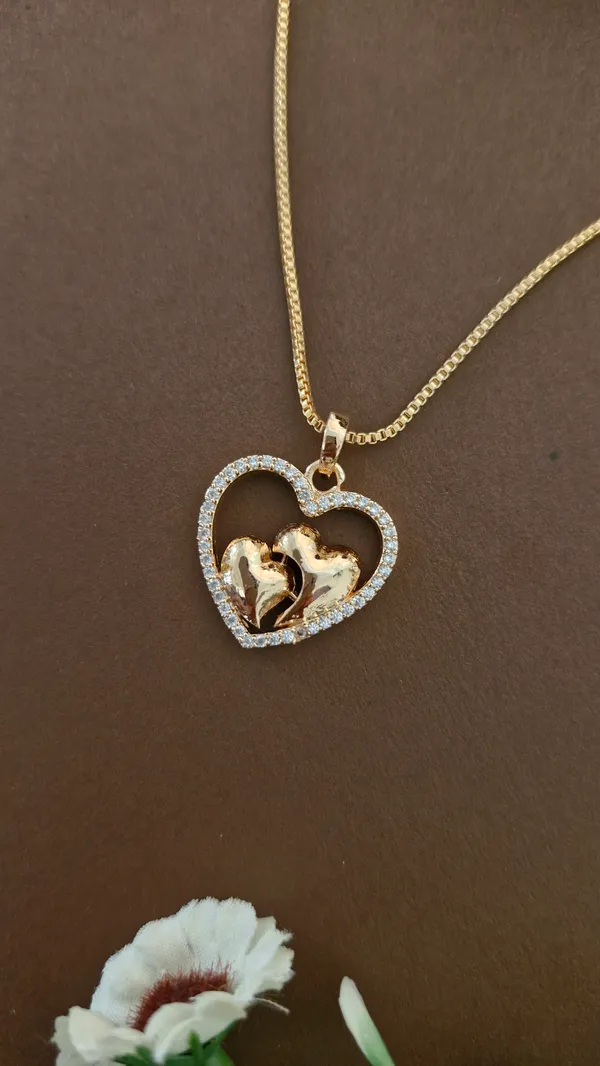 Golden_Heart_Pendant_Set