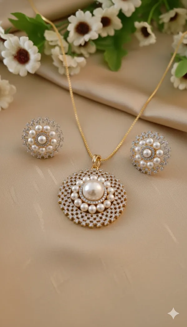 Moti_And_Diamond_Studded_Pendant_Set