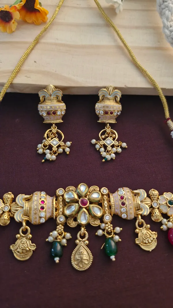 Kalash_design_gold_plated_necklace_set_