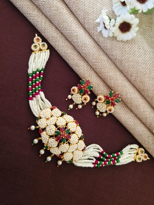 Moti_Choker