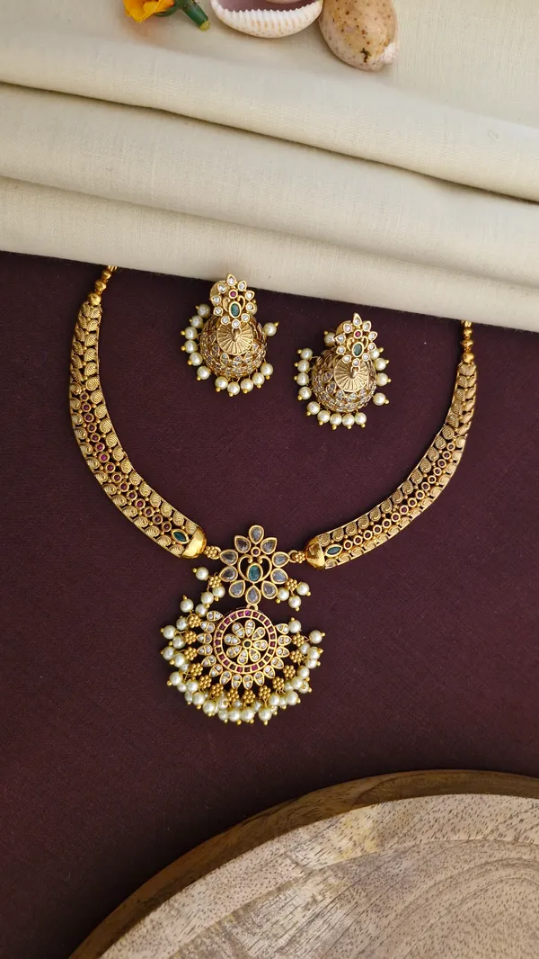 Golden_Antique_Moti_And_Diamond_Work_Necklace_Set_For_Women_18k_Gold_plated_