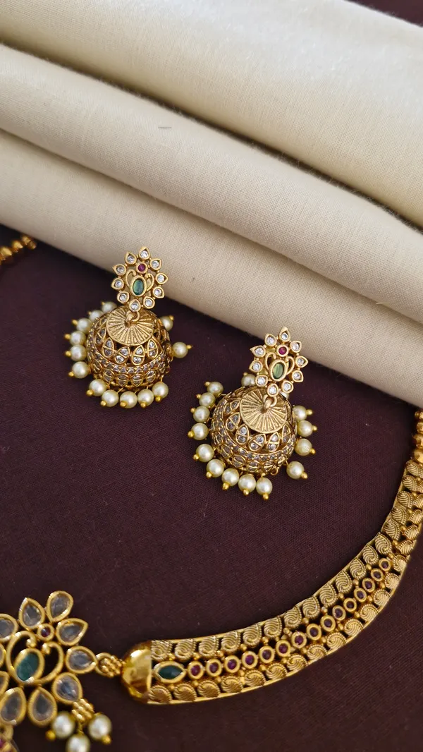 Golden_Antique_Moti_And_Diamond_Work_Necklace_Set_For_Women_18k_Gold_plated_